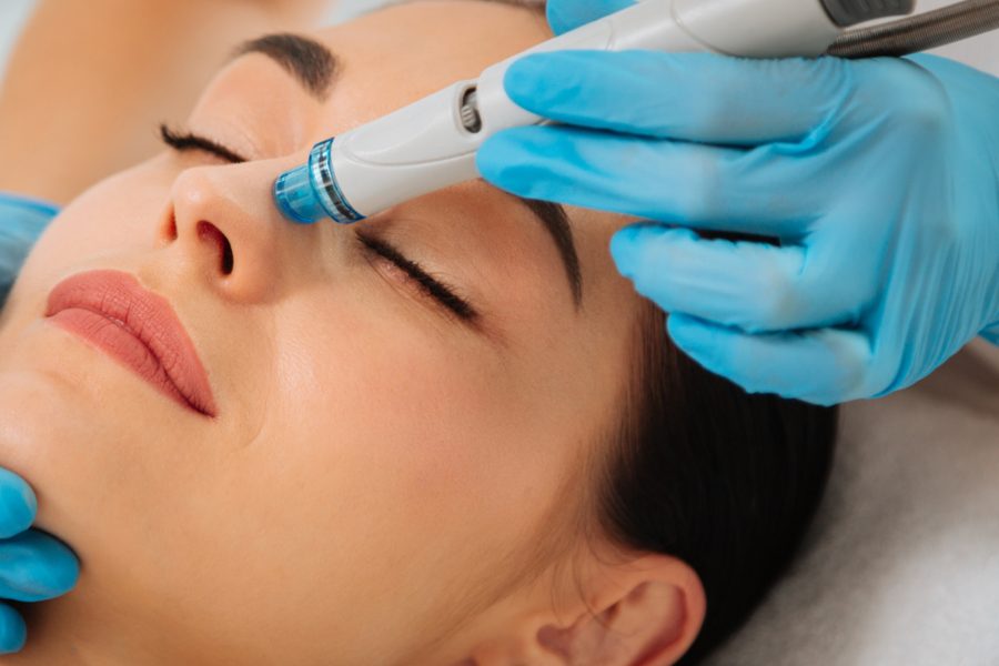 The Importance of Regular Facial Maintenance: The Secrets to Healthy, Glowing Skin!
