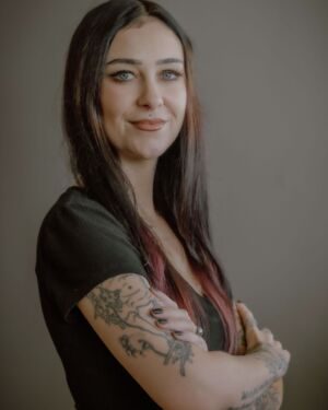 Hailee- Esthetician/ Nail Artist Beachside