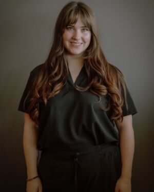Lauren- Esthetician Beachside